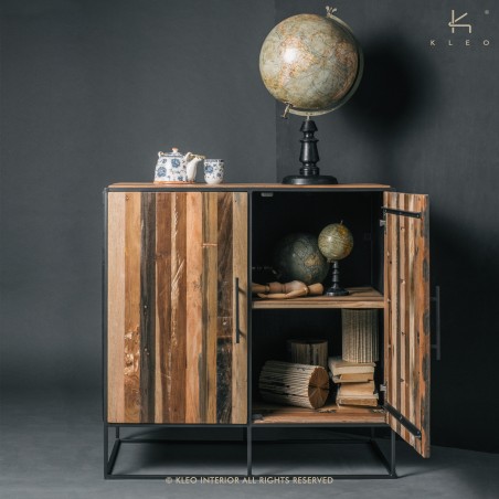 Kwadratowa komoda - 1