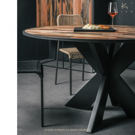 Round table with frame iron on top - 1