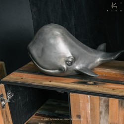 Contemporary Whale by aluminium